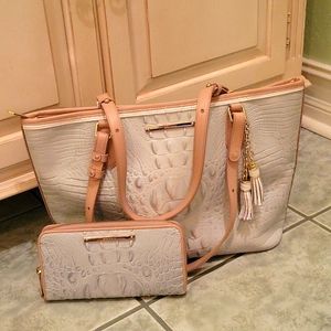 Brahmin Purse and Wallet